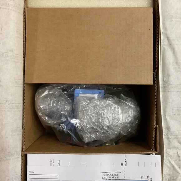 Ashton Drake - Tyler 10"  - #94243 NIB - Picture 5 of 9